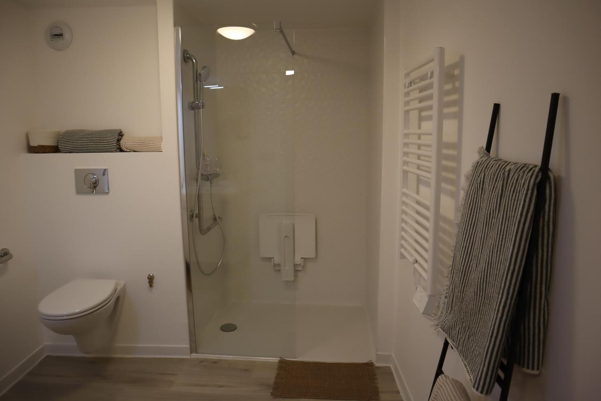Oh Activ Brest Appartement Buitenkant foto